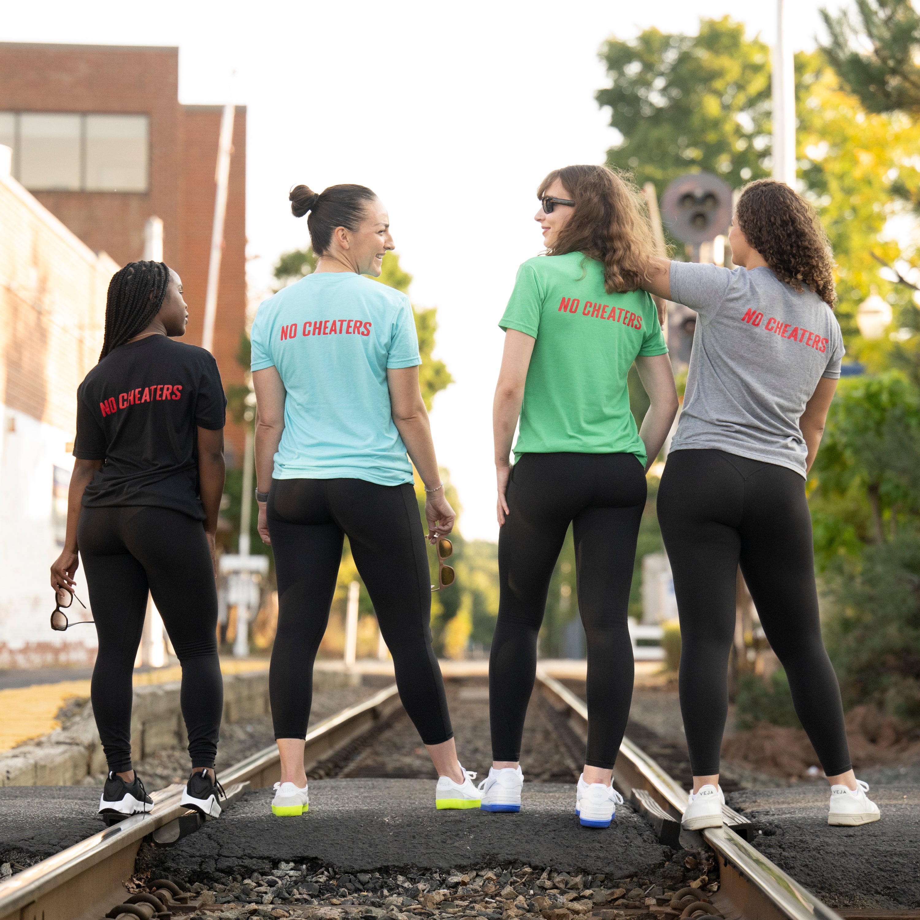 NO CHEATERS TEE – Chasing Red Flags